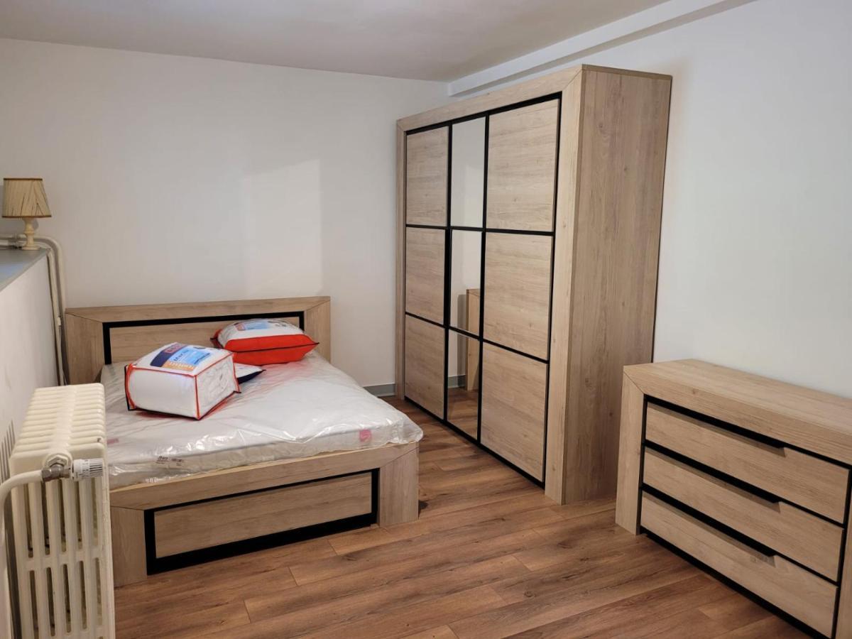 Keli Villa Poitiers Buitenkant foto