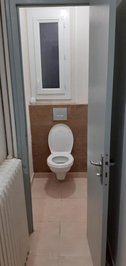 Keli Villa Poitiers Buitenkant foto