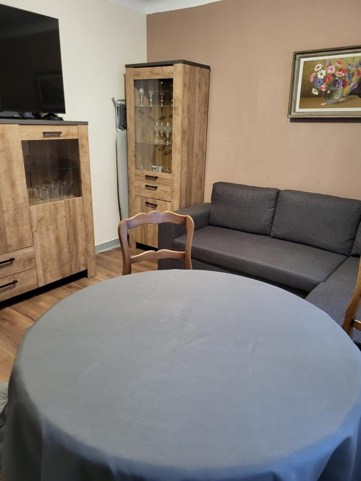 Keli Villa Poitiers Buitenkant foto
